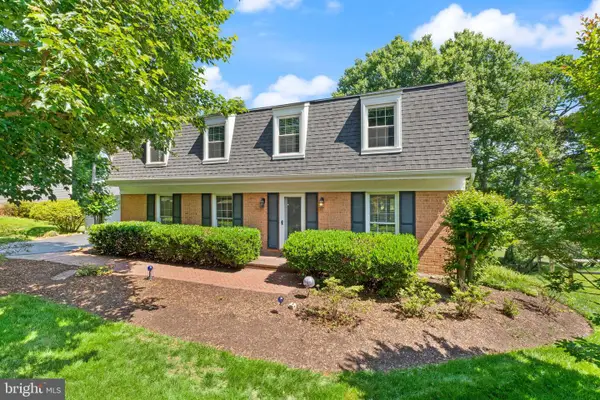 2037 Durand Dr, RESTON, VA 20191