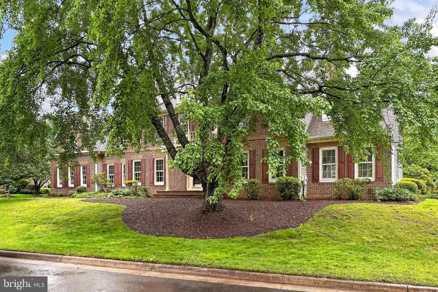 15441 Eagle Tavern Ln, Centreville, VA 20120 - #2