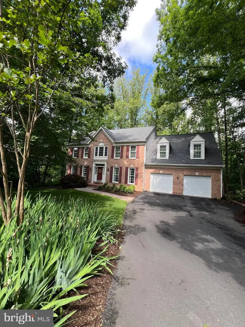 7522 Rambling Ridge Dr, Fairfax Station, VA 22039 - #3