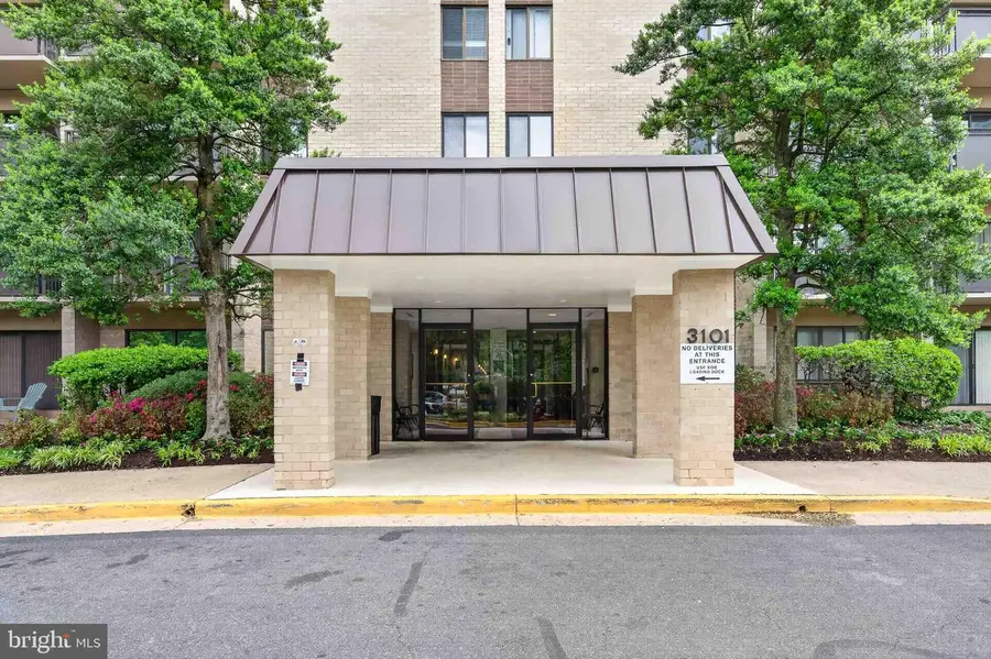 3101 S Manchester St #308, Falls Church, VA 22044 - #2