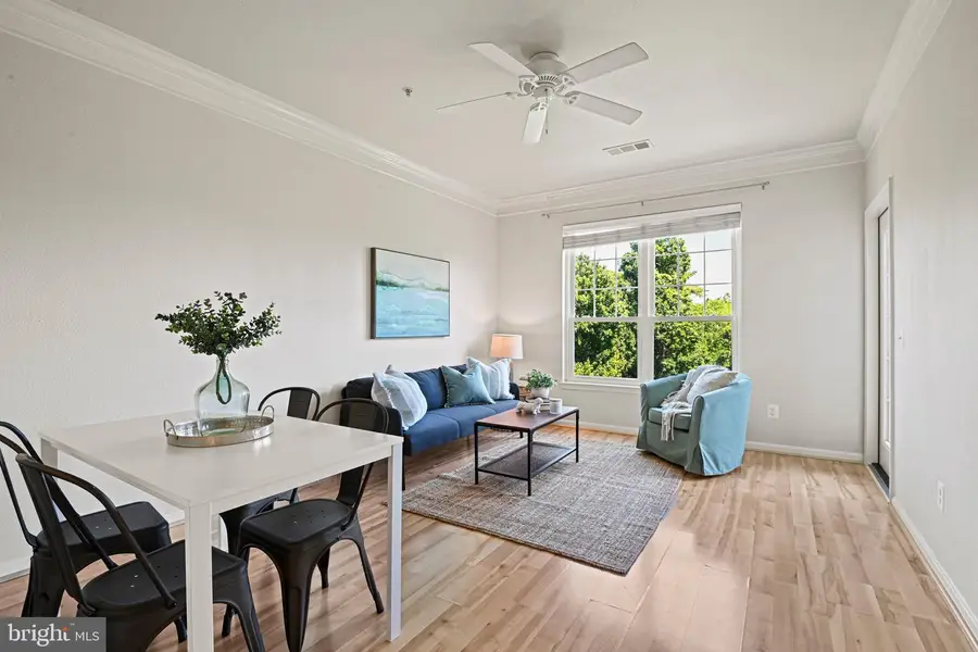 1581 Spring Gate Dr #5314, McLean, VA 22102 - #2