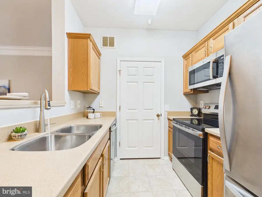 1601 Spring Gate Dr #1307, McLean, VA 22102 - #3