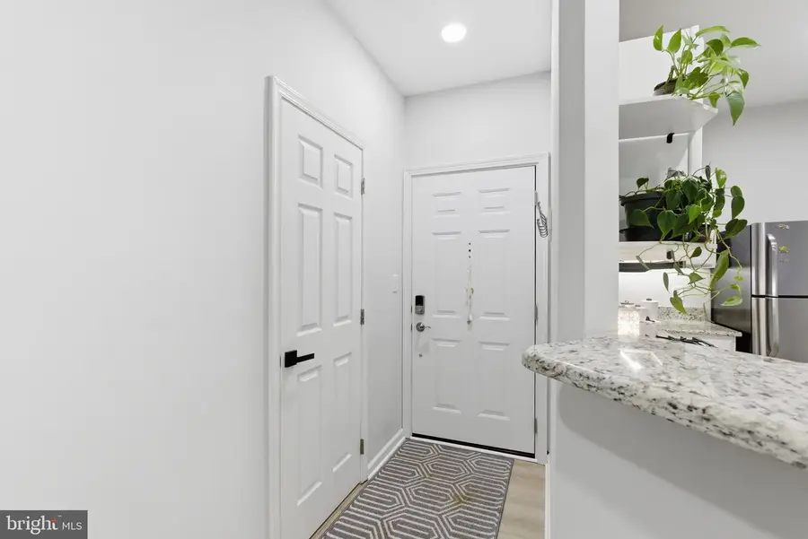 1700 Lake Shore Crest Dr #33, Reston, VA 20190 - #2