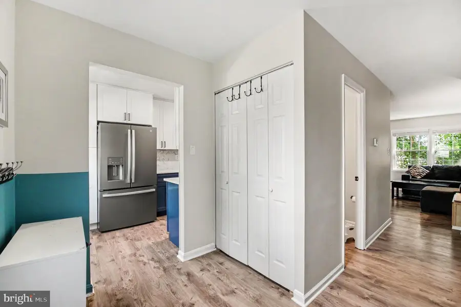 14806 Palmerston Sq, Centreville, VA 20120 - #2