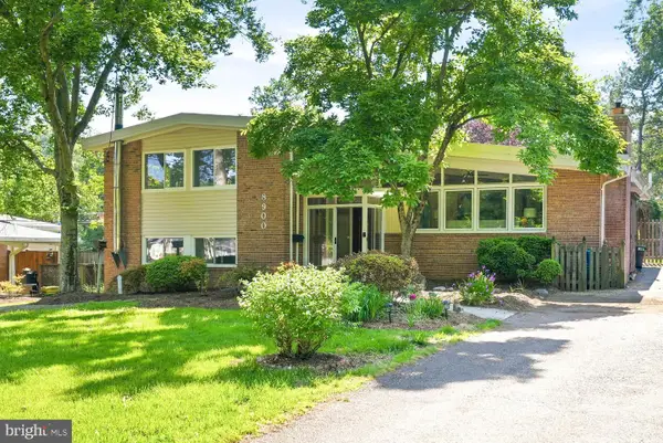 8900 Camfield Dr, ALEXANDRIA, VA 22308