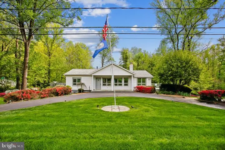 3513 Beverly Dr, Annandale, VA 22003 - #1