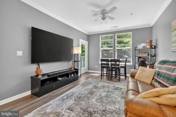 12000 Market St #266, RESTON, VA 20190