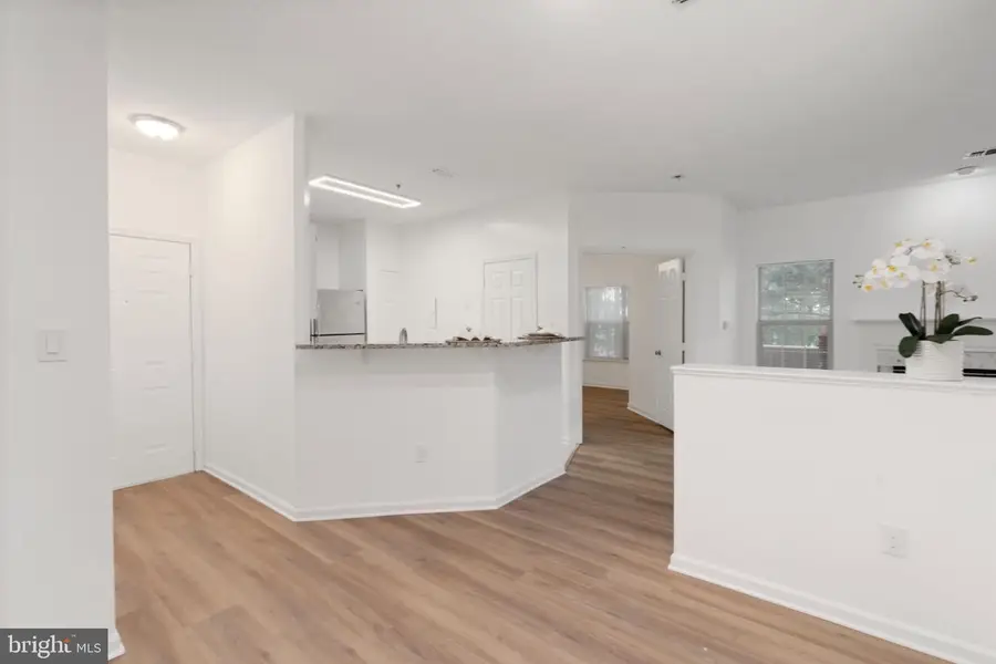 1700 Lake Shore Crest Dr #13, Reston, VA 20190 - #3