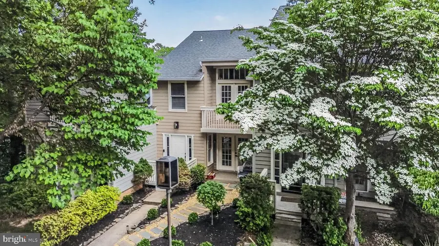 11103 Lake Chapel Ln, Reston, VA 20191 - #3