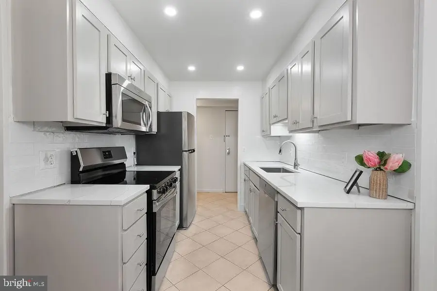 11600 Stoneview Sq #60/2b, Reston, VA 20191 - #3