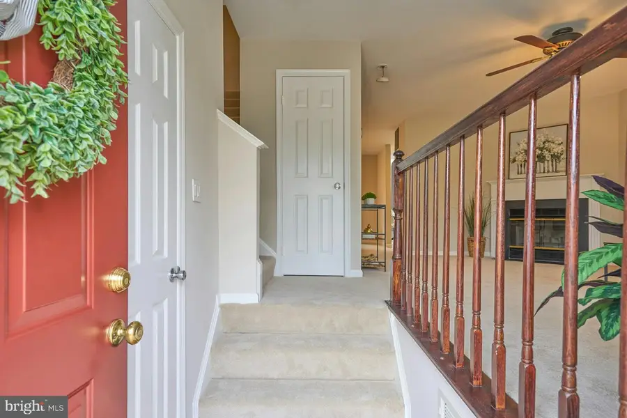 1453 Bluemont Ct, Herndon, VA 20170 - #3
