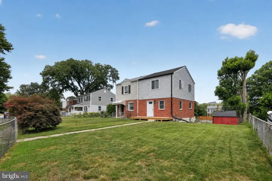 2218 Farrington Ave, Alexandria, VA 22303 - #2