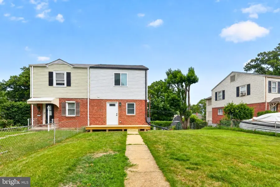 2218 Farrington Ave, Alexandria, VA 22303 - #3