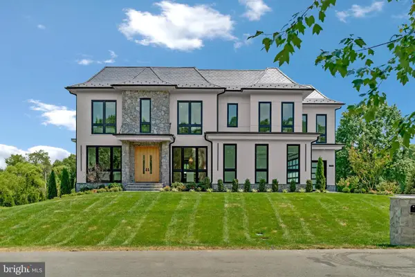 744 Lawton Street, MCLEAN, VA 22101