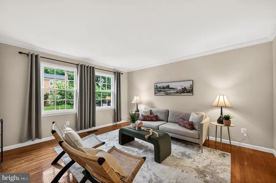 3352 Breckenridge Ct, Annandale, VA 22003 - #3