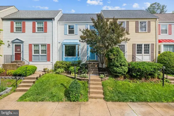 2960 Oakleigh, OAKTON, VA 22124