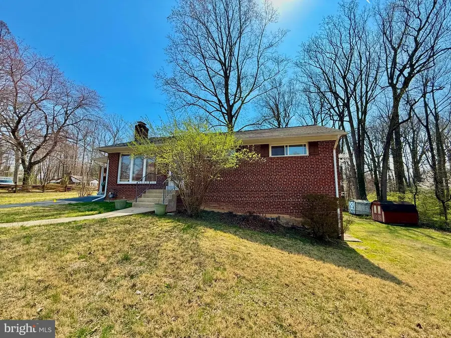 7401 Camp Alger Ave, Falls Church, VA 22042 - #3