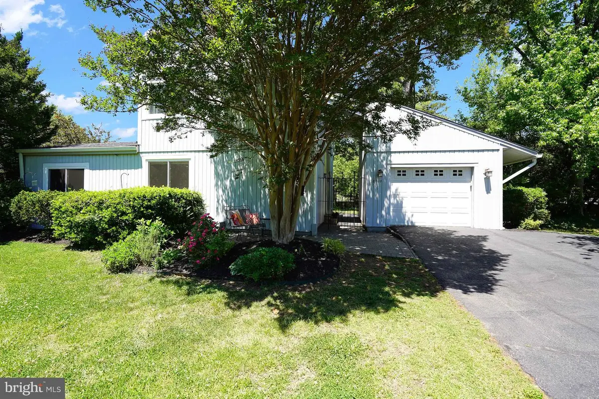 8700 Linton Ln, Alexandria, VA 22308 - #1