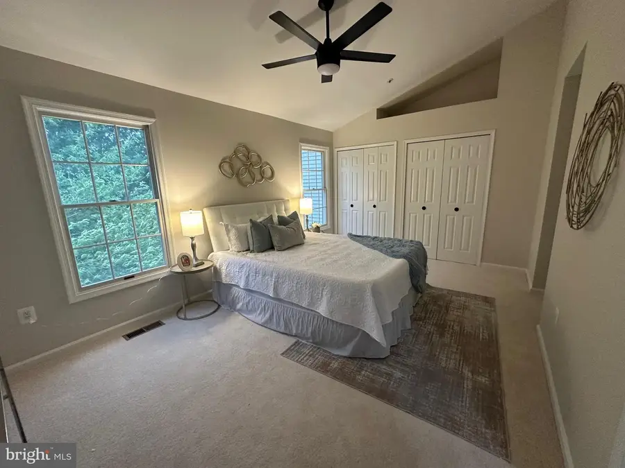 6845 Malton Ct, Centreville, VA 20121 - #3