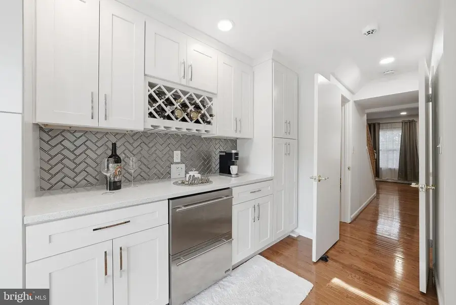 8218 Doctor Craik Ct, Alexandria, VA 22306 - #3