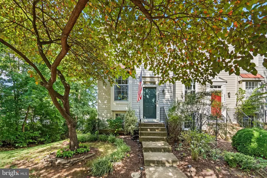 6592 Skylemar Trl, Centreville, VA 20121 - #2