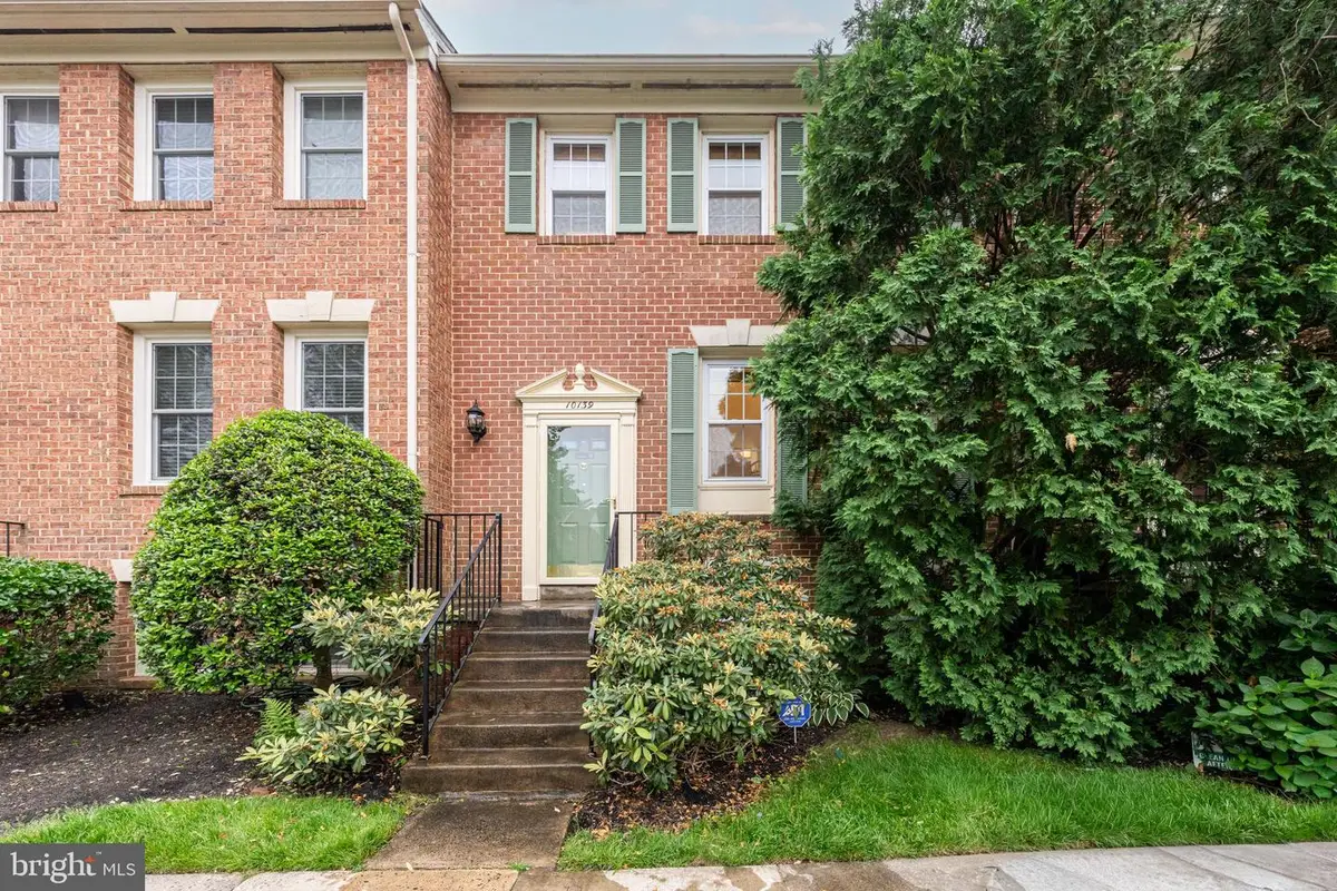 10139 Oakwood Chase Ct, Oakton, VA 22124 - #1