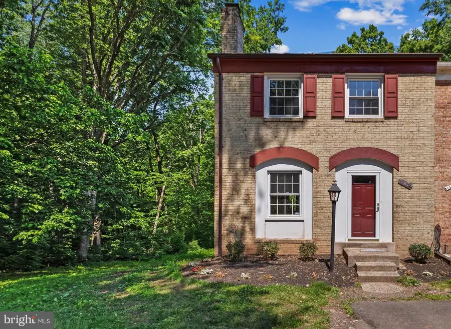 14841 Maidstone Ct, Centreville, VA 20120 - #2