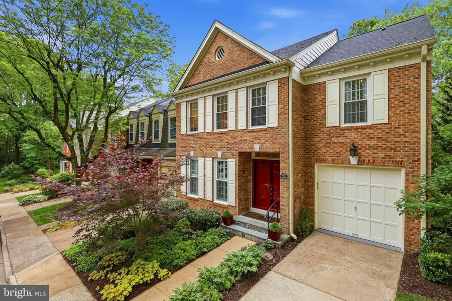 7257 Mclean Commons Ln, McLean, VA 22101 - #2
