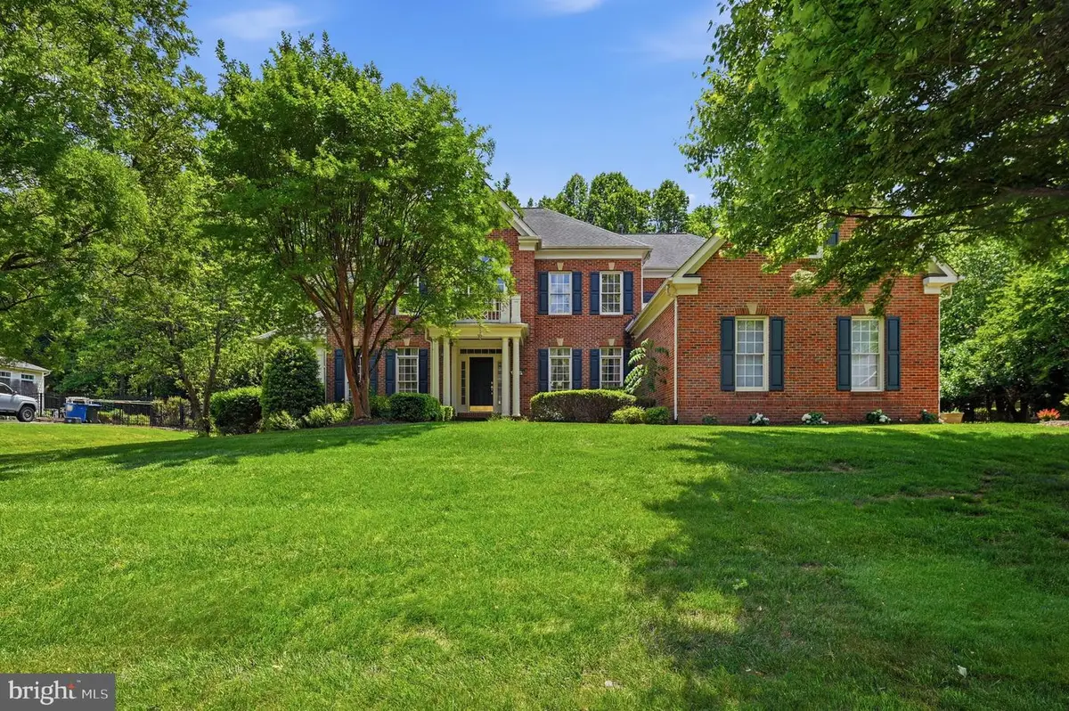 11693 Caris Glenne Dr, Herndon, VA 20170 - #1