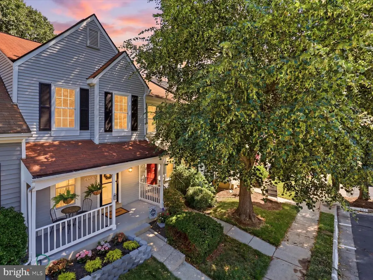 6324 Chimney Wood Ct, Alexandria, VA 22306 - #1