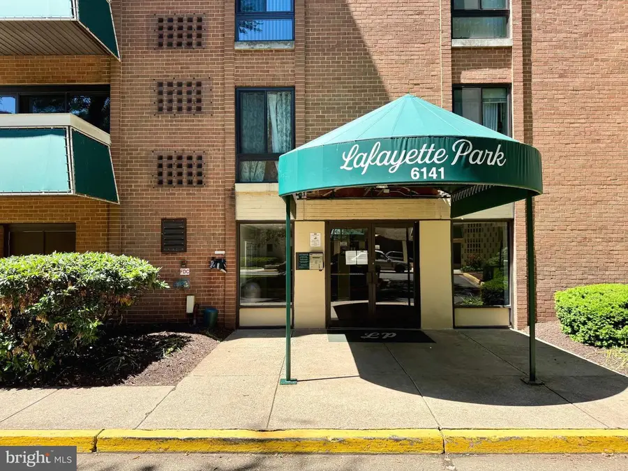 6141 Leesburg Pike #404, Falls Church, VA 22041 - #2