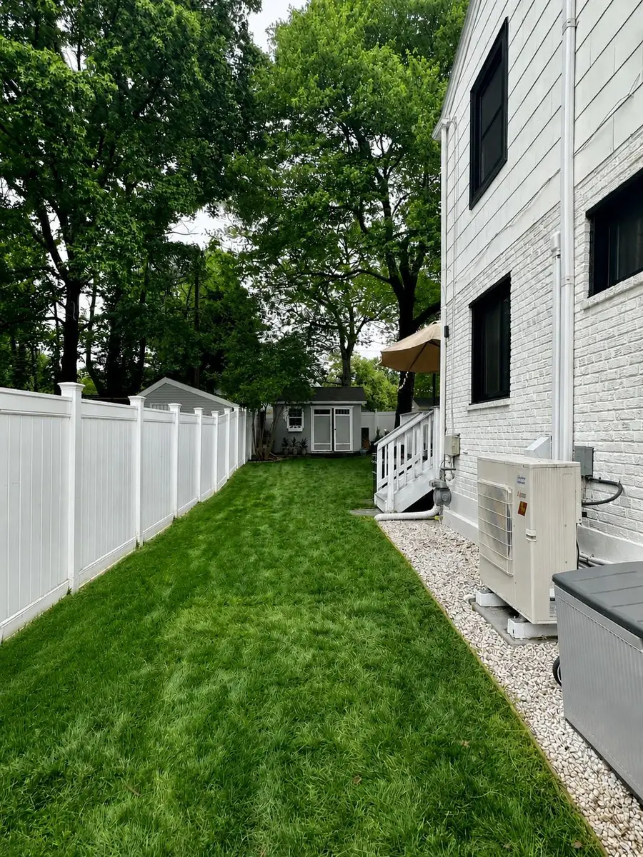 2204 Dartmouth Dr, Alexandria, VA 22307 - #3