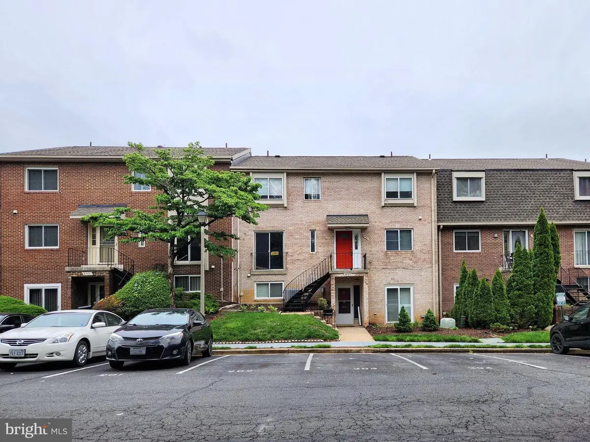 4587 Logsdon Dr #31, Annandale, VA 22003 - #1