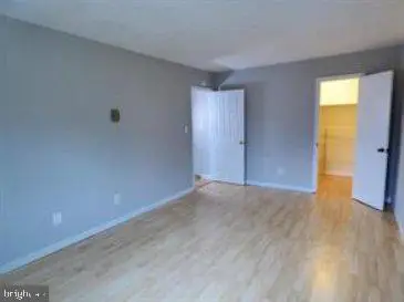 4104 Daniels Ave #402, Annandale, VA 22003 - #2