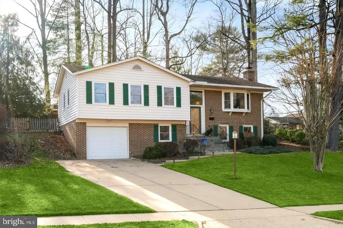 8407 Georgian Way, Annandale, VA 22003 - #1