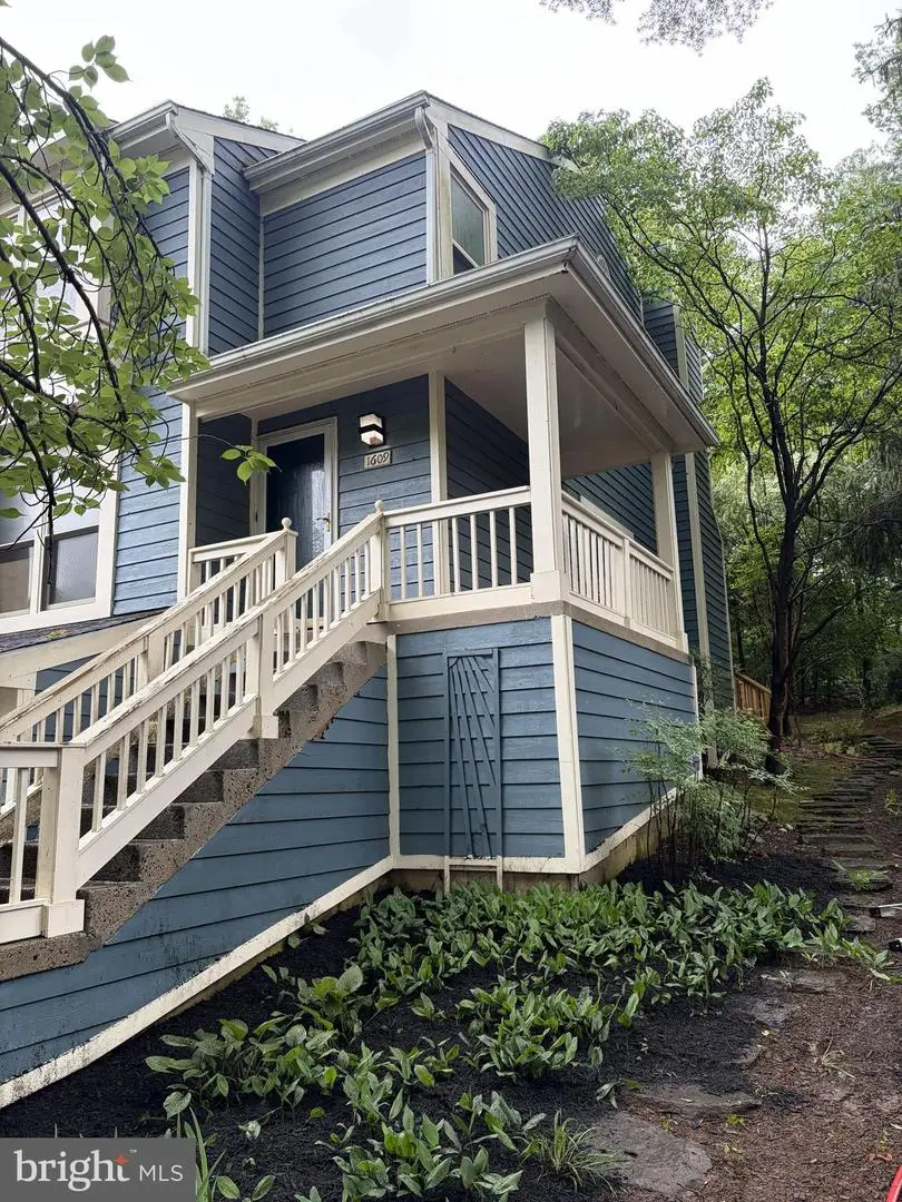 1609 Oak Spring Way, Reston, VA 20190 - #1