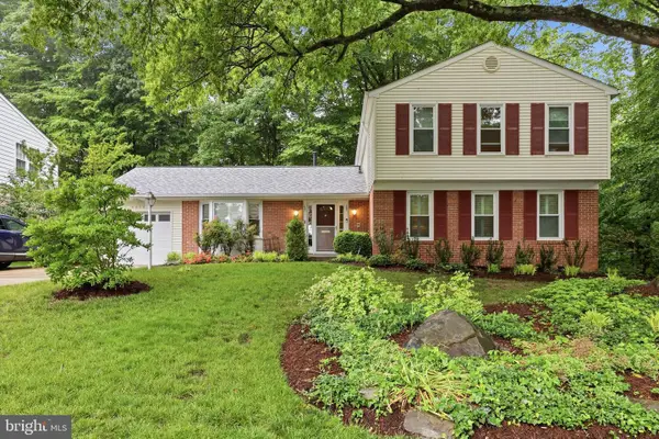 4908 Woodland Way, ANNANDALE, VA 22003