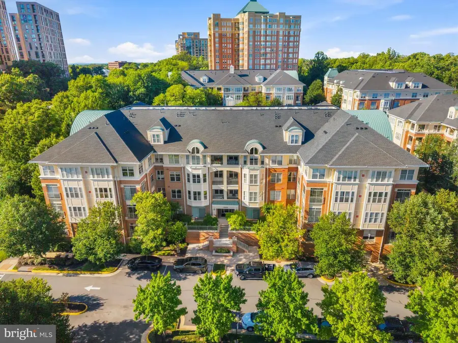 1860 Stratford Park Pl #103, Reston, VA 20190 - #2