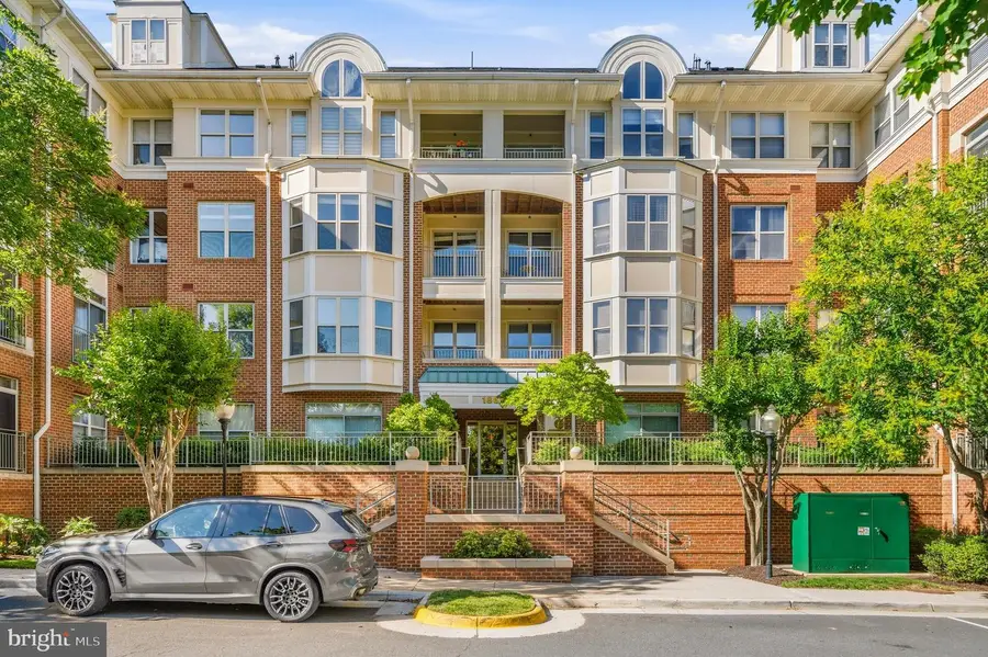 1860 Stratford Park Pl #103, Reston, VA 20190 - #3