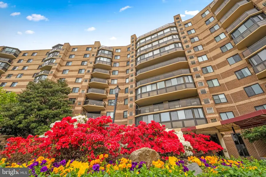 8360 Greensboro Dr #102, McLean, VA 22102 - #3