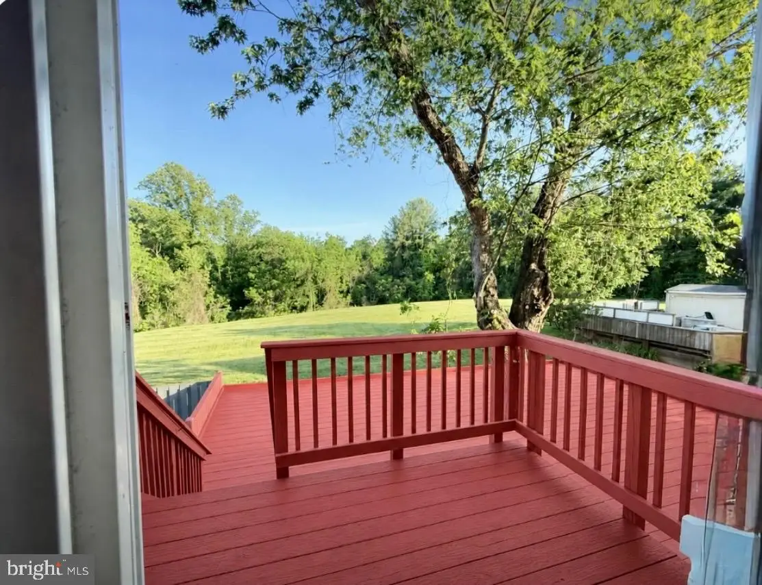9636 Westport Ln, Burke, VA 22015 - #1