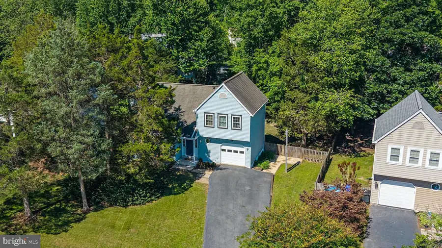 4350 Silas Hutchinson Dr, Chantilly, VA 20151 - #3