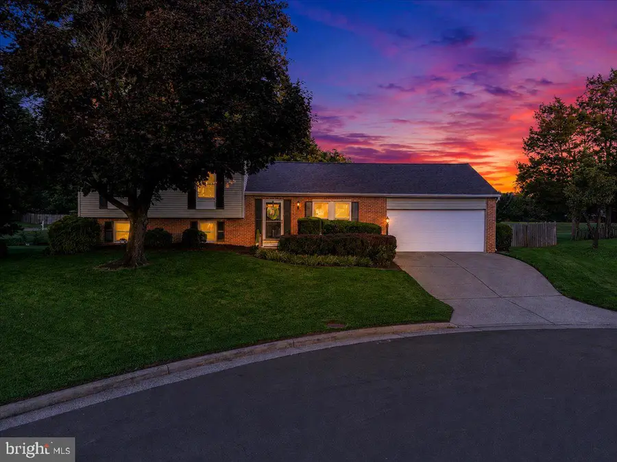 5512 Fence Post Ct, Centreville, VA 20120 - #2