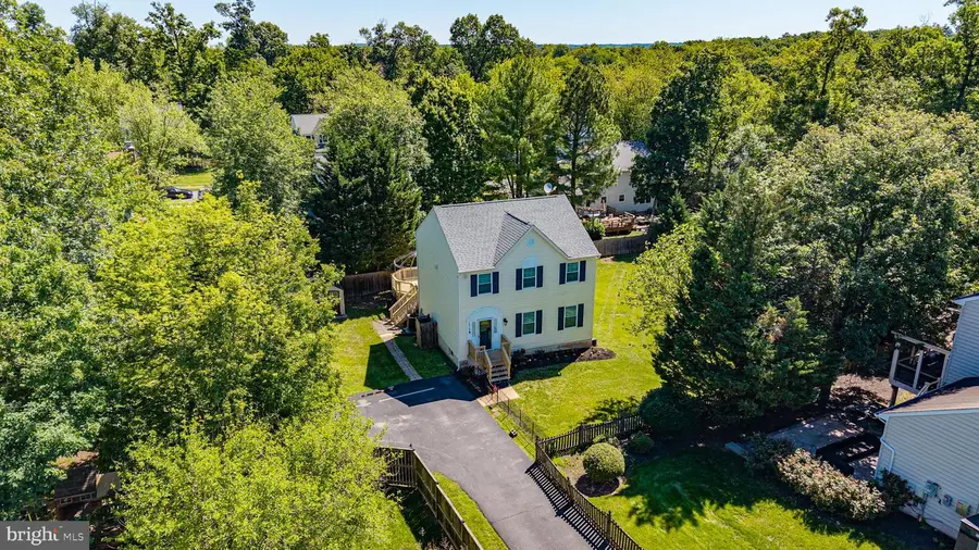 15218 Sovereign Pl, Chantilly, VA 20151 - #2