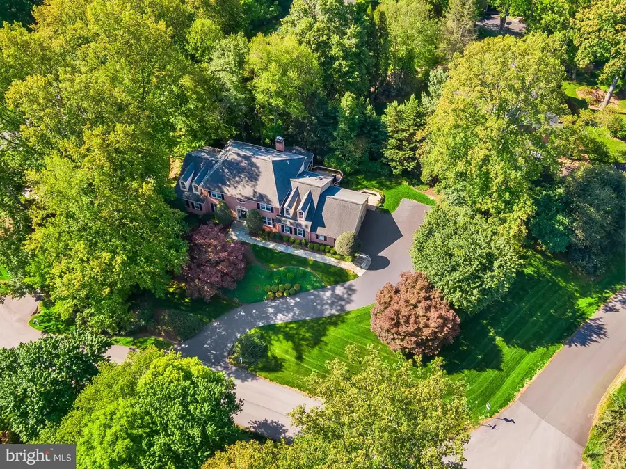 2028 Spring Branch Dr, Vienna, VA 22181 - #3