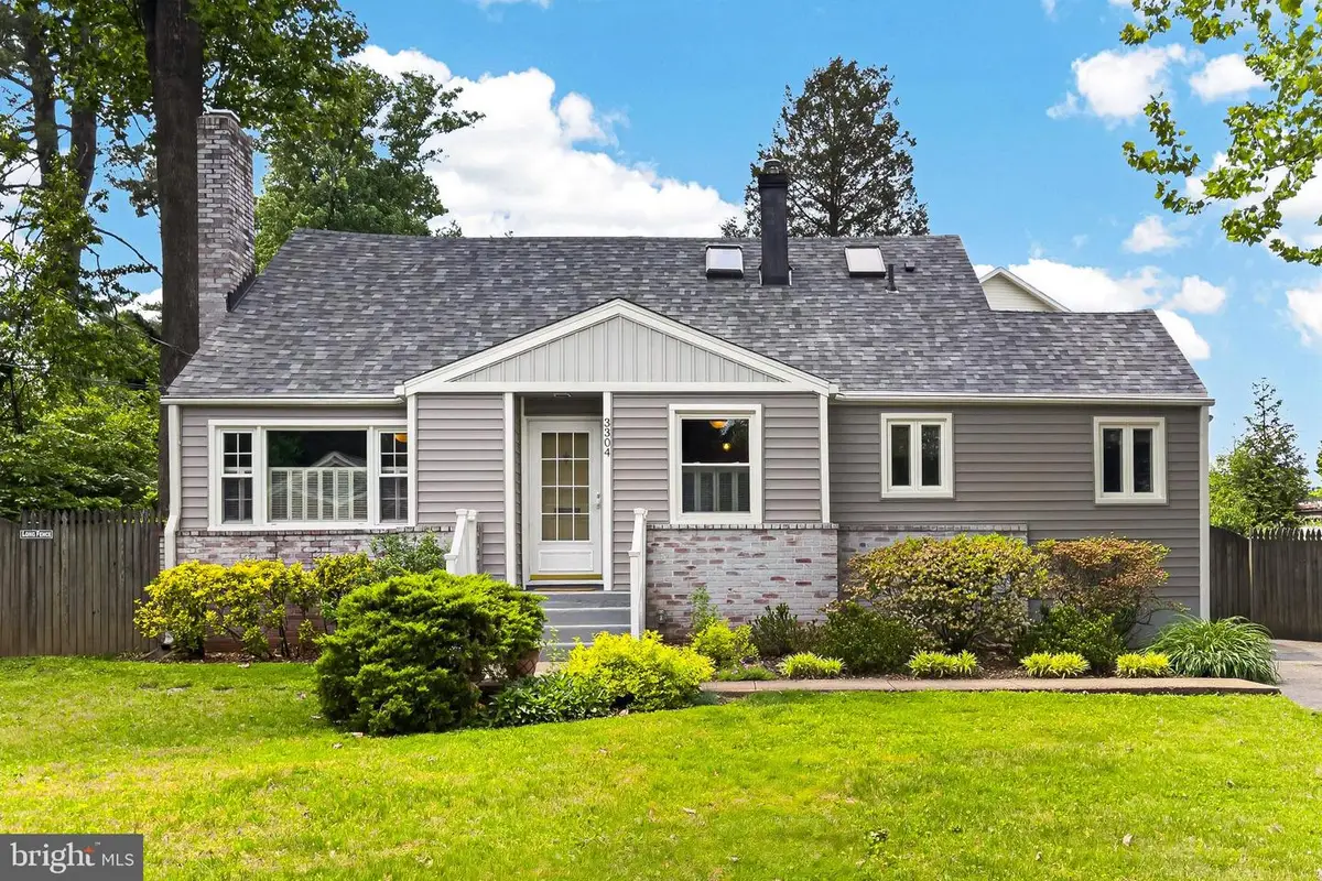 3304 Slade Run Dr, Falls Church, VA 22042 - #1