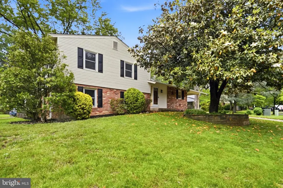 8416 Danford Ct, Springfield, VA 22152 - #2
