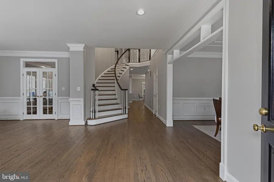 700 Park St Se, Vienna, VA 22180 - #2