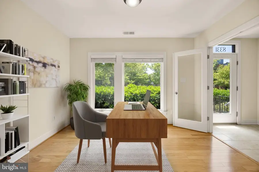 8331 Looking Glass Way, Fairfax, VA 22031 - #3