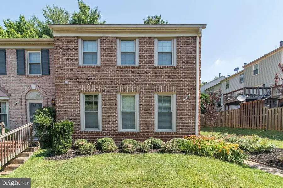 5720 Crownleigh Ct, Burke, VA 22015 - #3